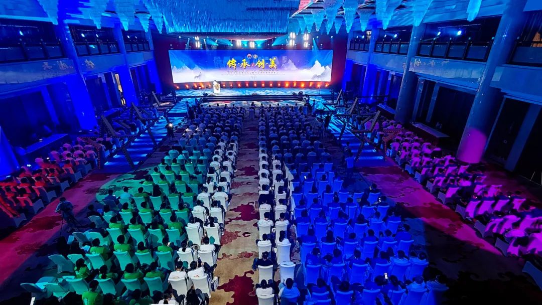 会议图片.jpg